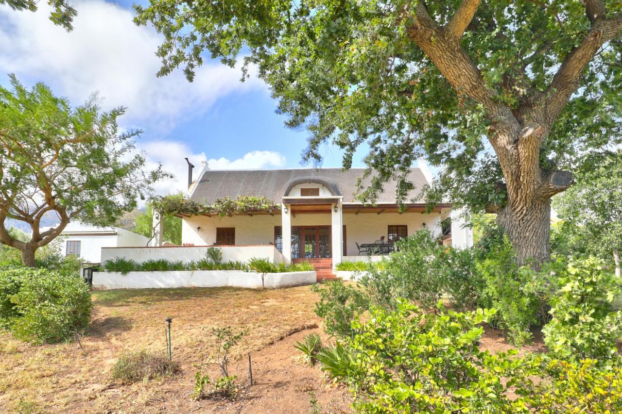 Orange Grove Villa Robertson Exterior photo